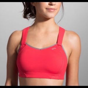 ✅ Brooks moving comfort Juno sports bra